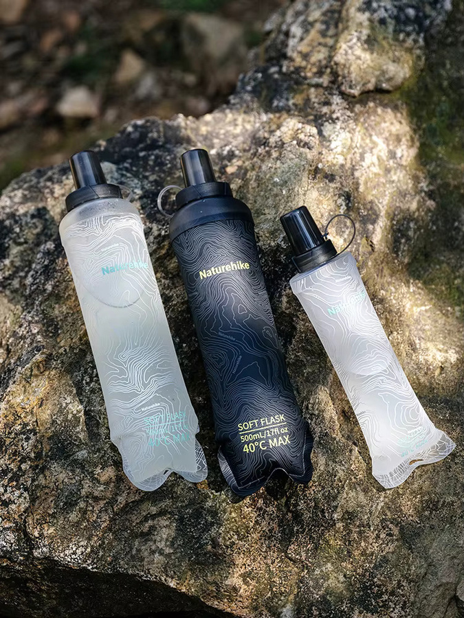 Naturehike Faltbare Wasserflasche mit Strohhalm aus BPA-freiem TPU in Transparent - Bild 7