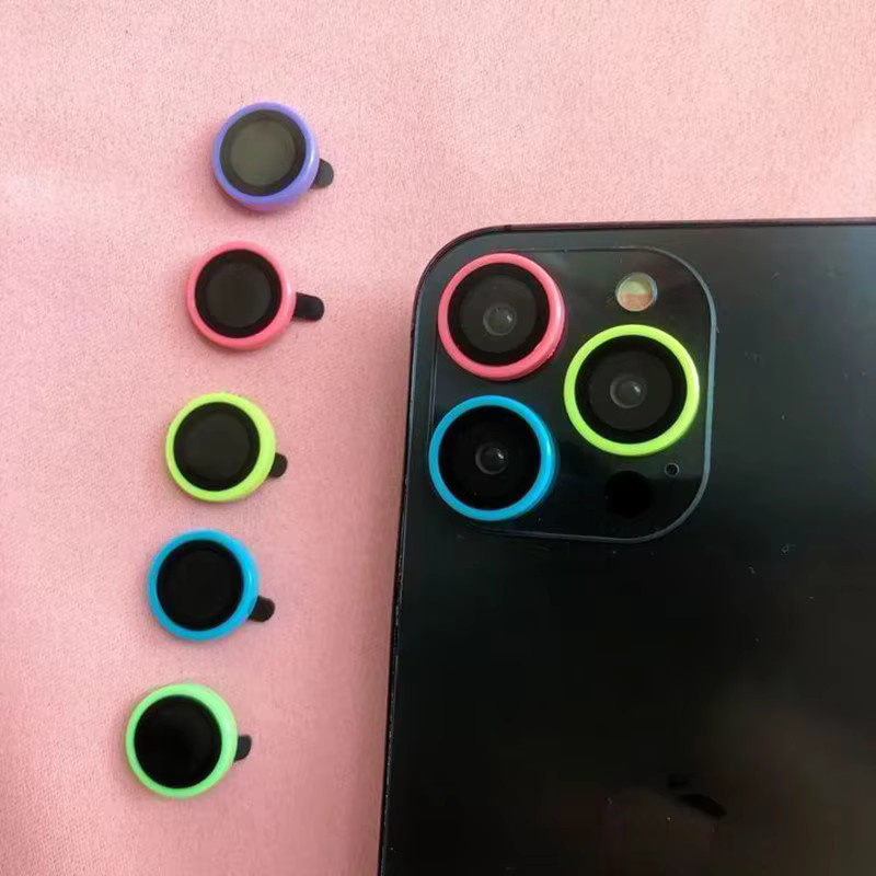 Leuchtender Keramik Kamera-Objektivschutz für Apple iPhone 15 14 Pro Max Plus in Multicolour, 2-3 Stück - Bild 1