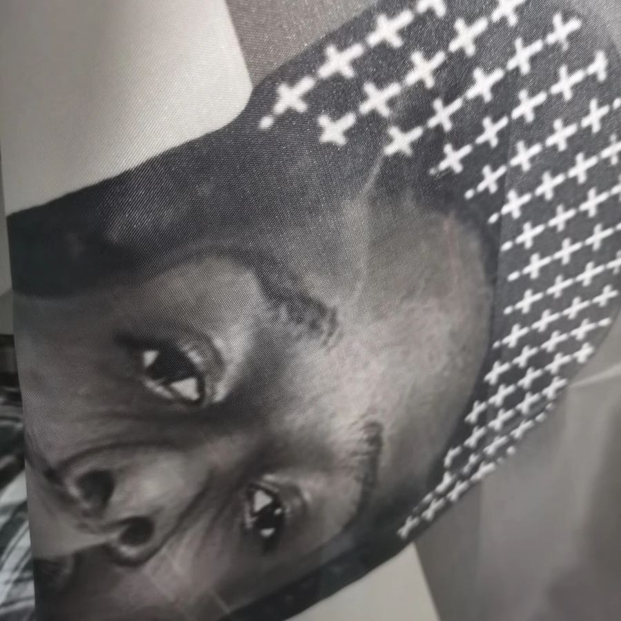 A$AP Rocky Flagge Musik Poster in Schwarz-Weiß für dein Zimmer als ästhetische Wanddeko - Bild 1