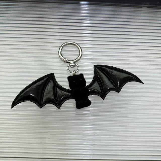 Anhänger Fledermaus Plüschtier, Gothic Stil, Unisex - Bild 1