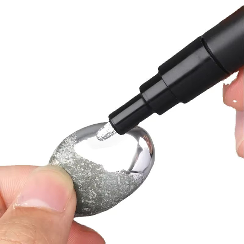 Silberner Reparaturlackstift für Metall und Keramik mit wasserdichter Beschichtung und verschiedenen Spitzenstärken - Bild 5
