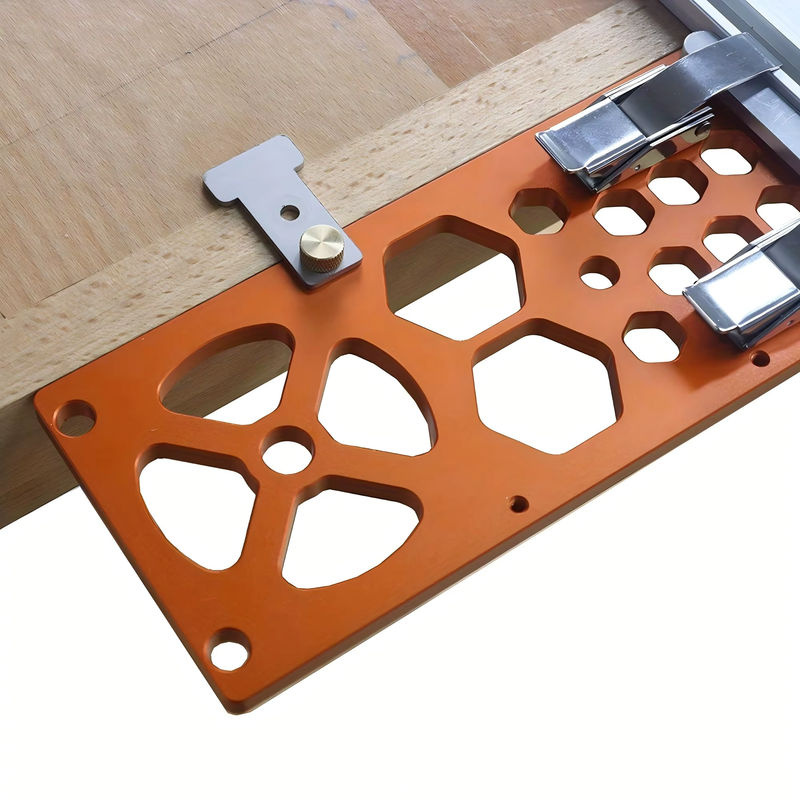 Quadratische Schienensäge aus Aluminiumlegierung mit Winkelanschlag und 90-Grad-Führungsplatte in Orange - Bild 2