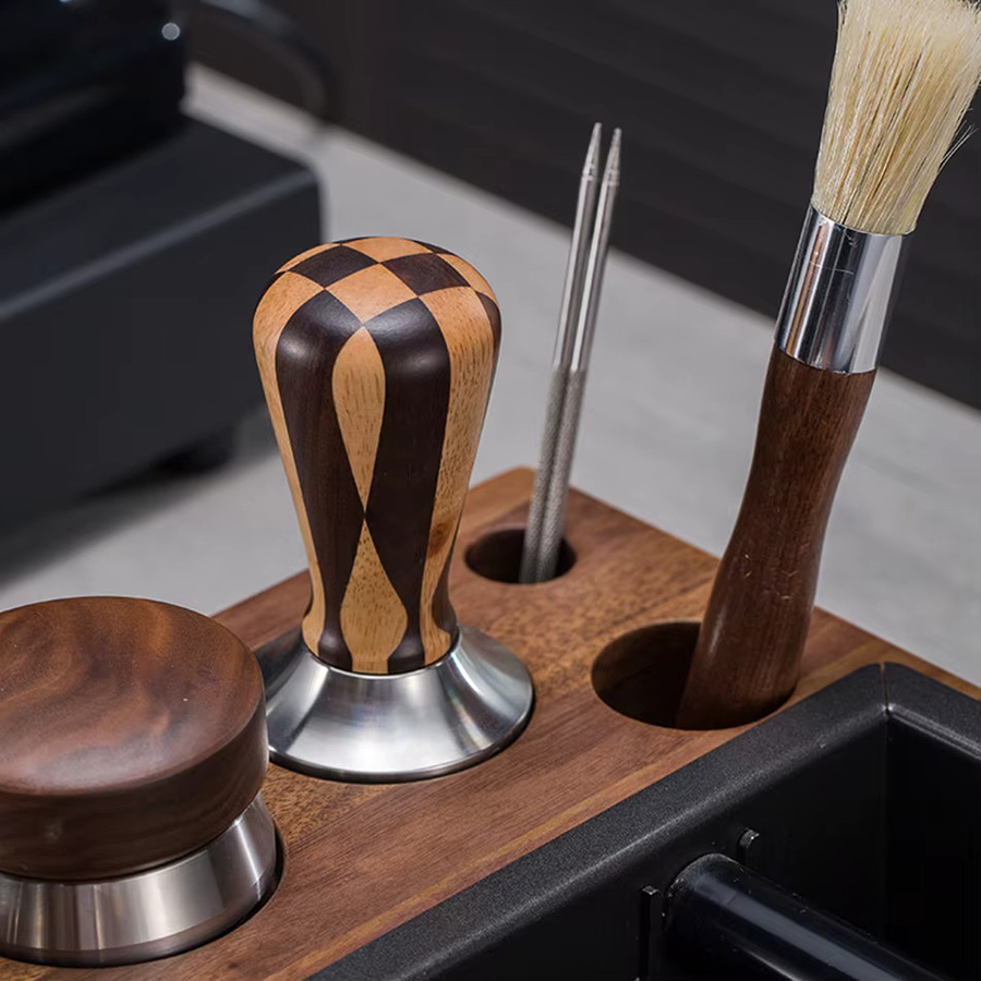 EDLEXKAFFEE Kaffee Tamper Station aus Holz in Braun mit Knock Box und Portafilter Halter für 51mm, 54mm und 58mm - Bild 4