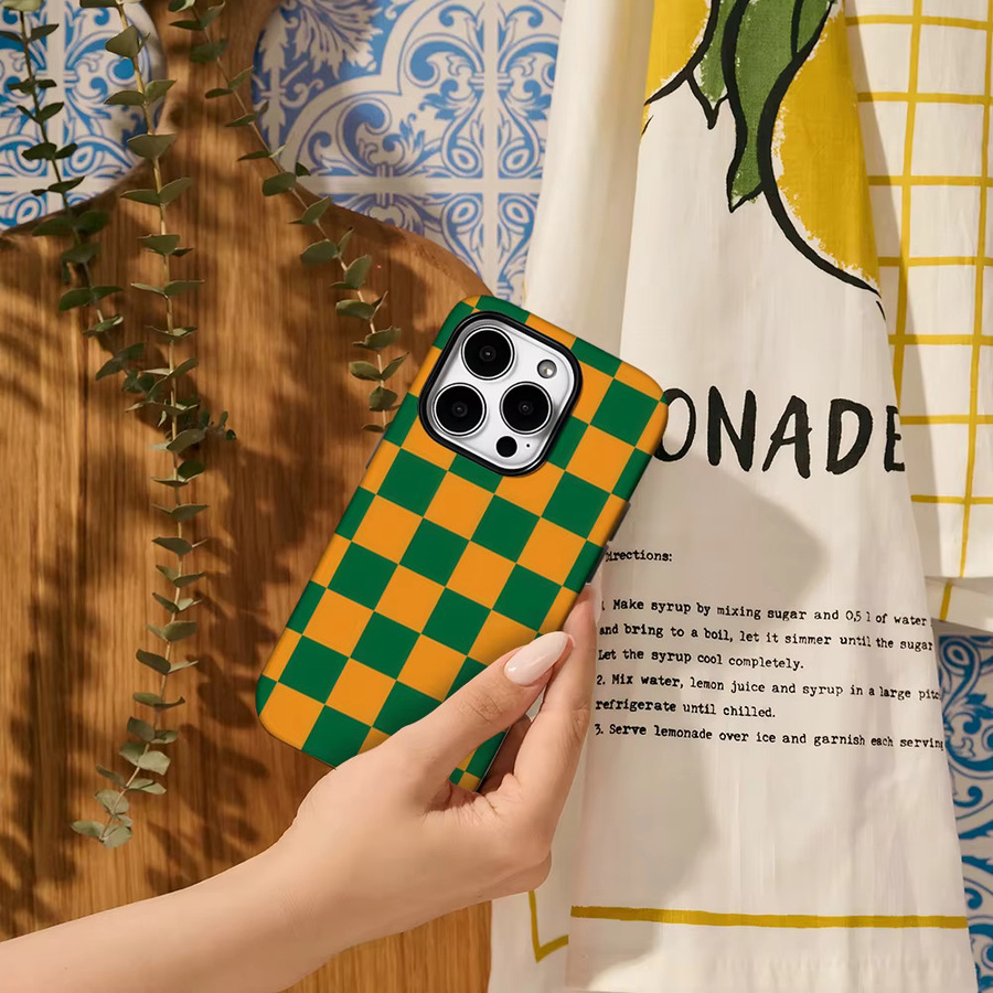 Luxuriöse Handyhülle mit kariertem Design in Grün und Orange für iPhone 11 bis iPhone 17 Pro Max und weitere Modelle mit doppellagiger Rückseite - Bild 3