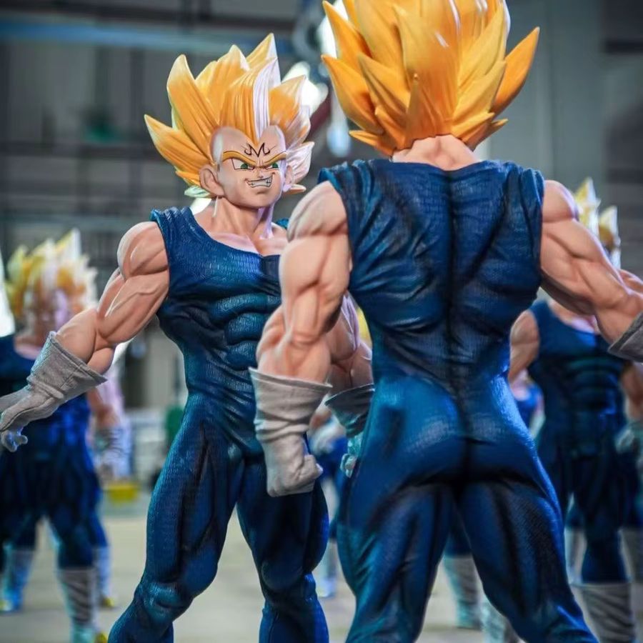 Bandai Dragon Ball Z Vegeta Super Saiyajin Figur aus PVC, Höhe: 27,5 cm - Bild 2