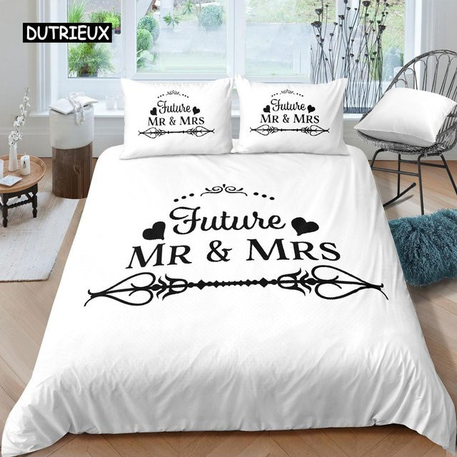 Bettwäscheset Herr und Frau mit Schnurrbart und roten Lippen aus Mikrofaser, Queen-Size, B/H: 172 x 218 cm, Rot/Weiß - Bild 1