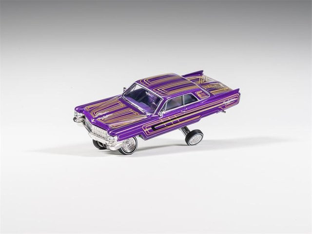 97M 1964 Coupe Deville Lowrider, Diecast Modellauto, 1:64, Lila Perlmuttweiß Schwarz, ab 14 Jahren - Bild 1