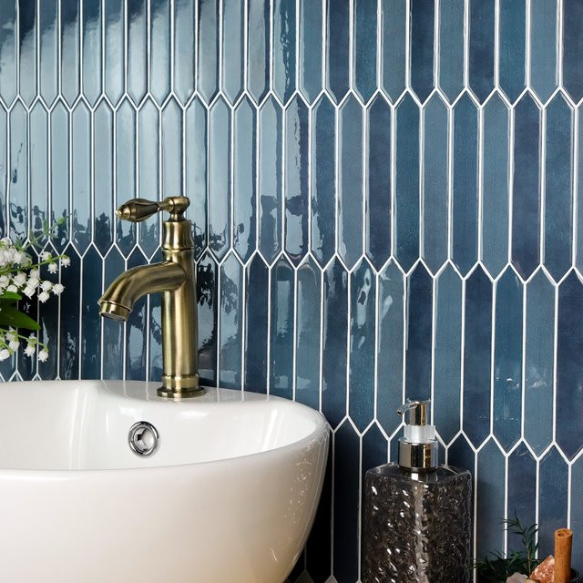 10 Stück selbstklebende 3D Wandaufkleber in Keramikfliesen-Optik von Vividtiles, blau, wasserdichte Vinyl Tapete für Küche und Badezimmer - Bild 1