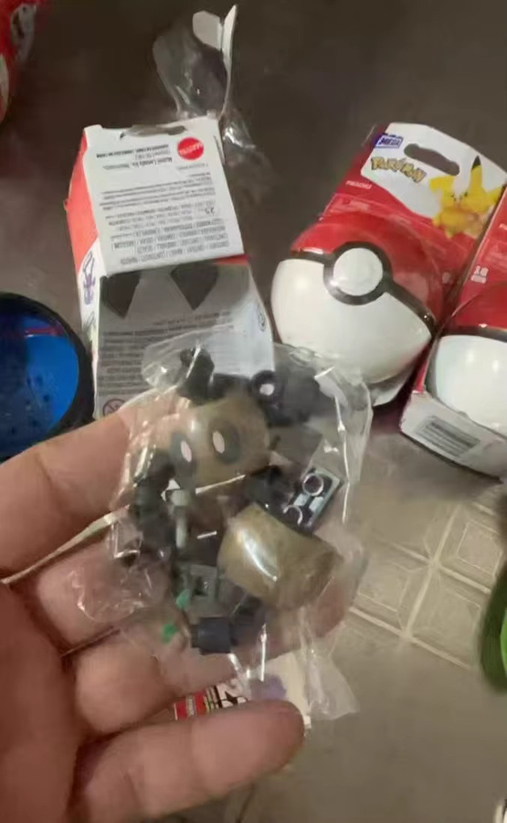 Bandai Pokémon, Pokémon-Ball mit zusammenbaubarer Figurenfigur, 1-teiliges Set, ab 3 Jahren - Bild 3