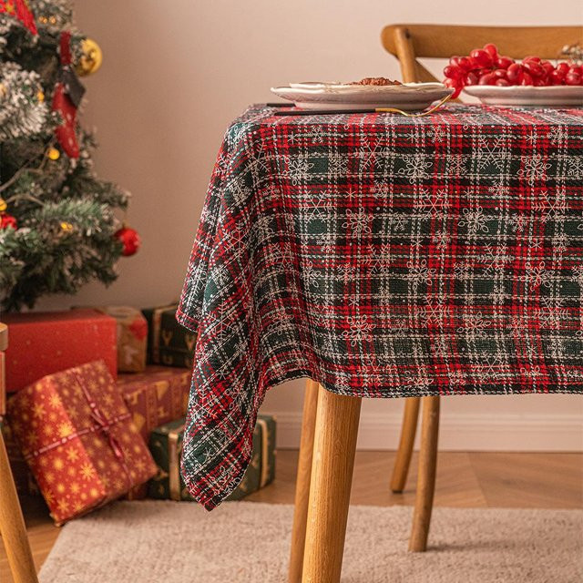 Weihnachtliche Tischdecke von Yiran Furniture mit rot-grünem Karomuster und Schneeflocken-Druck, rechteckig, Breite: 60 cm, Tiefe: 60 cm - Bild 1