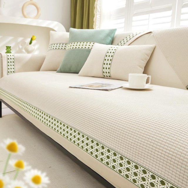 Modernes Kissen aus Maisvelours von Household supplies MH in Beige, quadratisch, B/B: 70 x 70 cm - Bild 1
