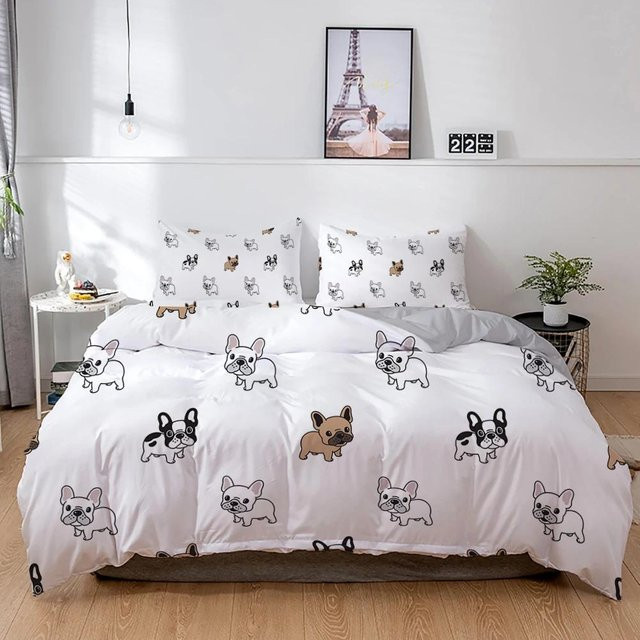 Bettwäsche-Set Your Warm Home mit französischer Bulldogge und Welpen-Motiv in Weiß, bestehend aus 1x Bettbezug und 1x Kissenbezug, B/H: 173 x 218 cm - Bild 1