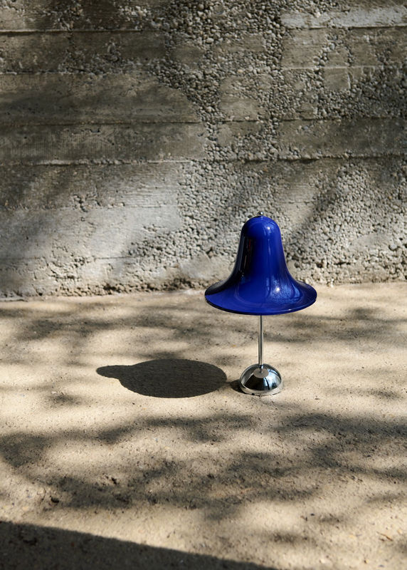 Verpan Pantop Portable Akku Tischleuchte aus Metall in Blau und Silber mit LED und warmweißem Licht - Bild 3