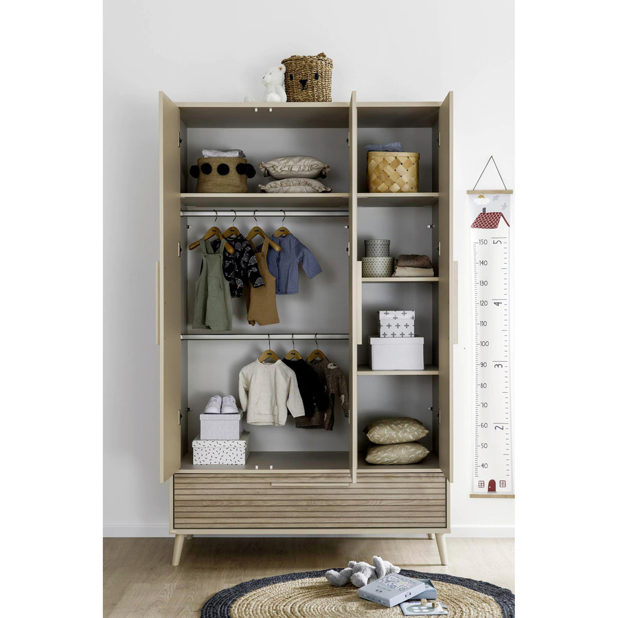 Paidi Kleiderschrank Eefje 3-türig mit Soft-Close-System in Beige, B/T/H: 123,5 x 57,1 x 203,5 cm - Bild 2