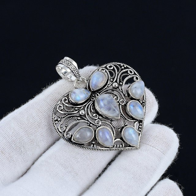 JewelryMart Schmuckanhänger, Herzform, Regenbogen-Mondstein, 925 Silber, Damen - Bild 1