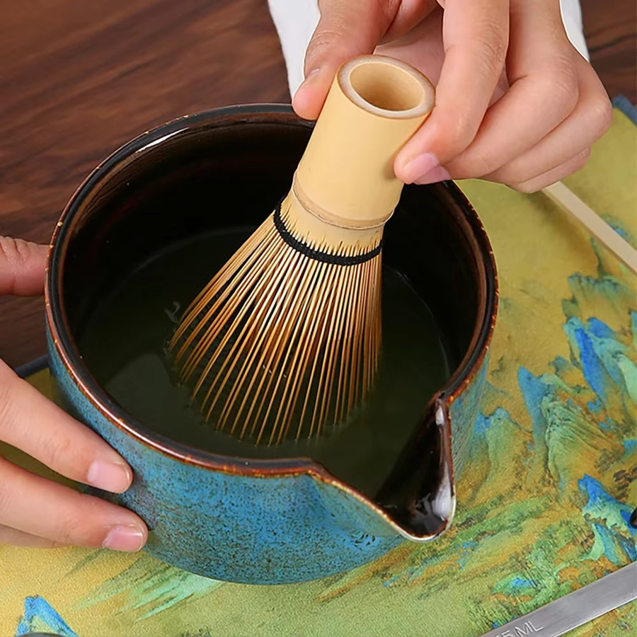 Dreamburgh Matcha Tee-Set aus Bambus und Keramik in Blau, 4-teiliges Set mit Teeschale 430 ml, Matcha-Besen, Teelöffel und Teehalter - Bild 3