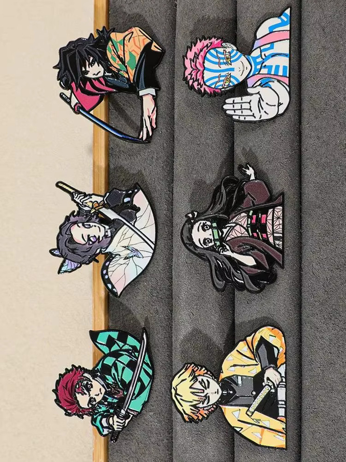 Bandai Legierungsbroschen Demon Slayer Anime Metallabzeichen - Bild 7