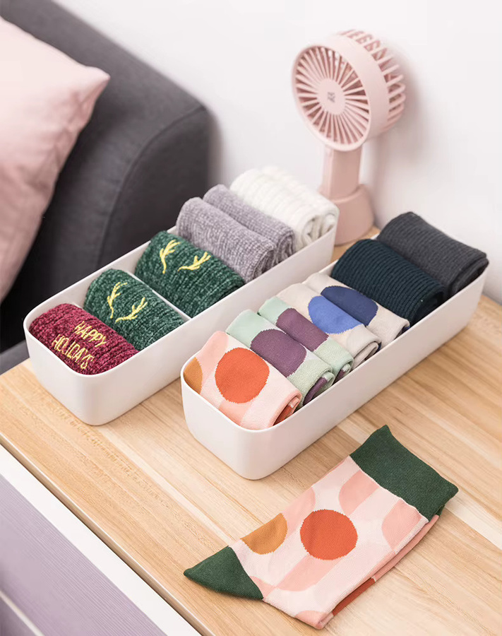 Praktische Haushalts-Aufbewahrungsbox mit 3/5 Fächern aus Kunststoff in Weiß zum Sortieren von Socken und Unterwäsche für Schubladen und Schreibtische - Bild 2