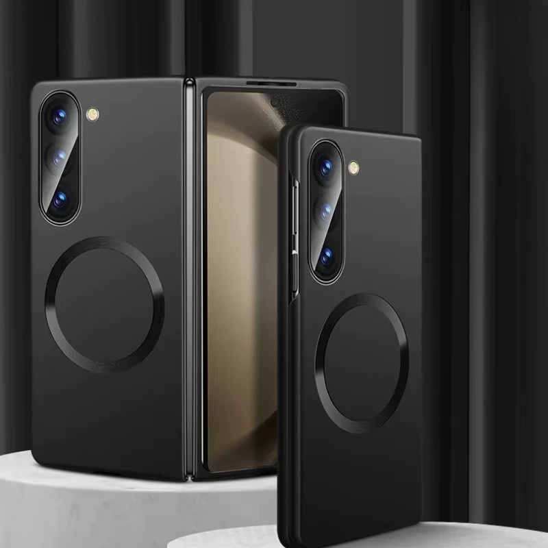 Minimalistische magnetische Hülle für Samsung Galaxy Z Fold 7, 6, 5, 4, 3 in Silber mit rutschfester Rückseite und Unterstützung für kabelloses Laden - Bild 4