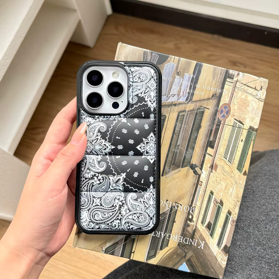 iPhone Puffer-Telefonhülle im Retro-Schwarz-Weiß-Paisley-Design für iPhone 17 16 15 14 12 11 Pro Max Plus Air - Bild 3