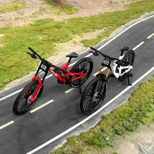HRZPACT DH Downhill-Fahrradmodell, Spielzeugfahrzeug - Bild 1
