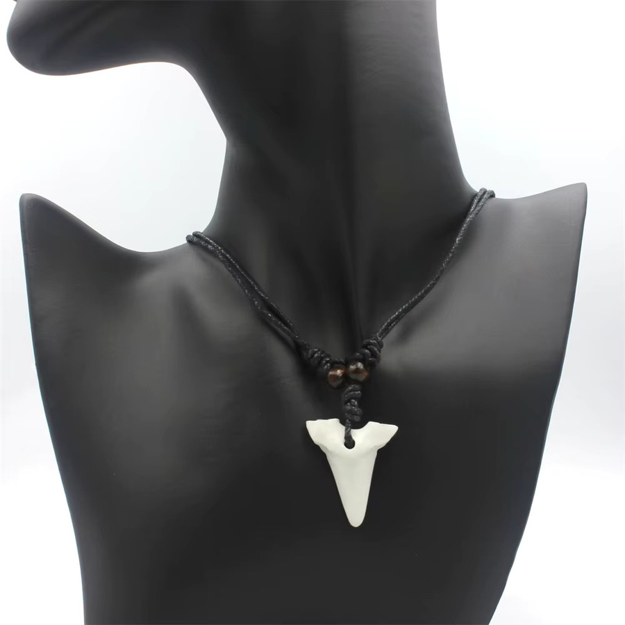 Weyena Halskette, Haifischzahn Amulett Anhänger, Weiß, Unisex - Bild 3
