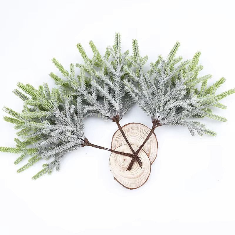 6er Set Künstliche Kiefernzweige in Grün aus Kunststoff für Weihnachtsdekoration und DIY-Geschenke - Bild 4