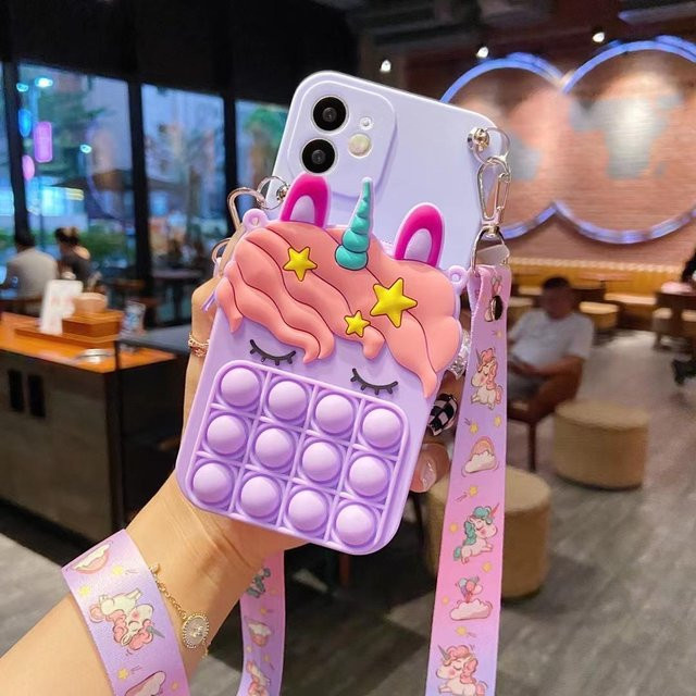3D-Cartoon-Handyhülle mit Brieftaschenfunktion und Trageband im Einhorn-Design für Samsung Galaxy S10 Plus, Farbe: Violett - Bild 1