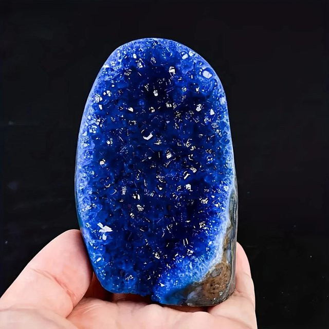 CrystalHola Blauer Kristallcluster im Boho-Stil als organische Dekoration für dein Zuhause oder Büro - Bild 1