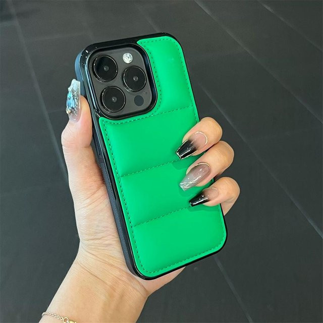 Modische Daunenjacke Silikon Schutzhülle für Apple iPhone 15 14 13 12 11 Pro Max Plus X XR XS in Transparent oder Grün - Bild 1