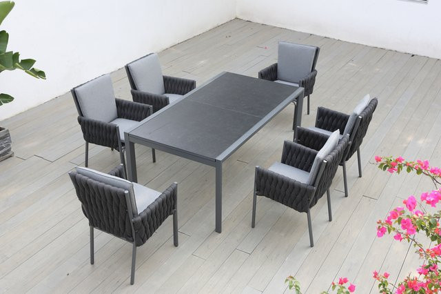 OUTFLEXX Garten-Essgruppe aus Aluminium in Anthrazit mit Ausziehtisch und 6 Diningsesseln - Bild 1