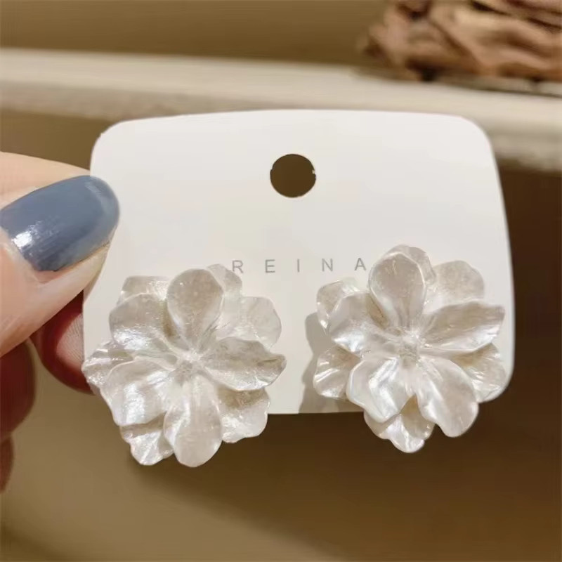 YOUNGUO Ohrstecker, Weiße Blume, Damen - Bild 2