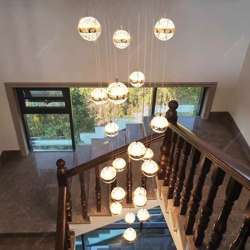 Gbbmade Nordische Pendelleuchte in Gold/Messing für Treppen, Wohnzimmer und Esszimmer - Bild 4