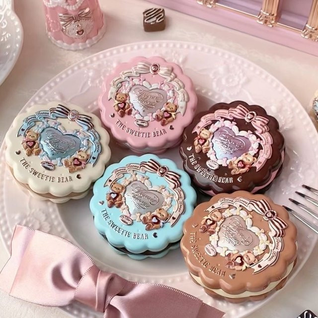FLOWER KNOWS The Sweetie Bear Collection Seidensatin-Rouge-Puder, Matt - Bild 1