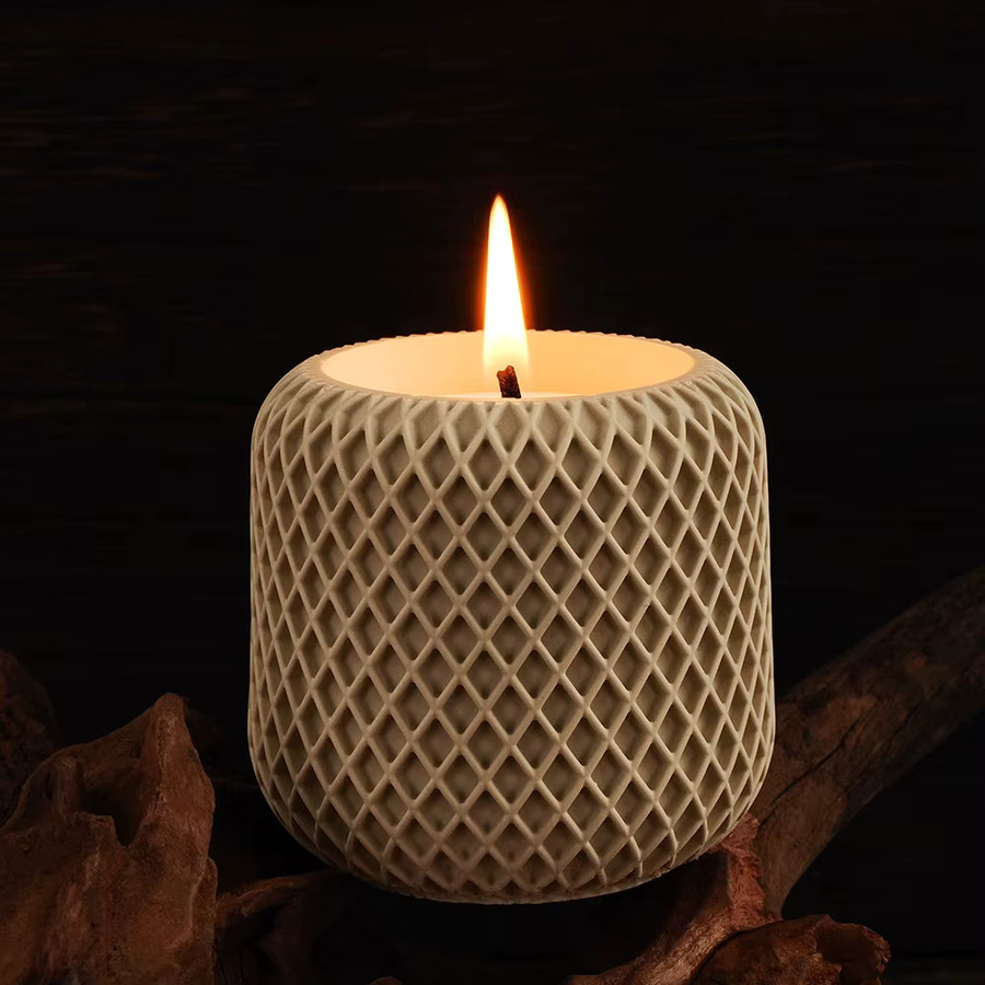 UDOCOOL Runde Keramikvase in Weiß mit Diamant-Streifen-Design für Tischdekoration - Bild 2
