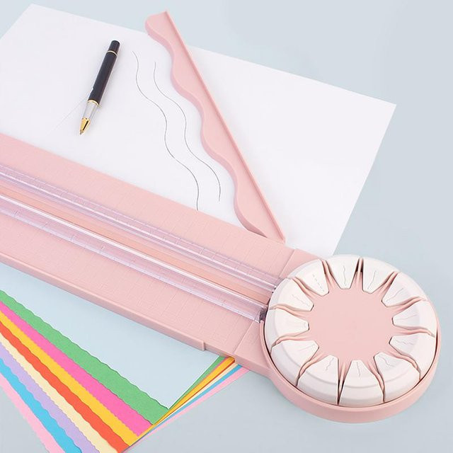 Multifunktionaler 12-in-1 Papierschneider mit 360-Grad-Handschneidefunktion in Pink - Bild 1