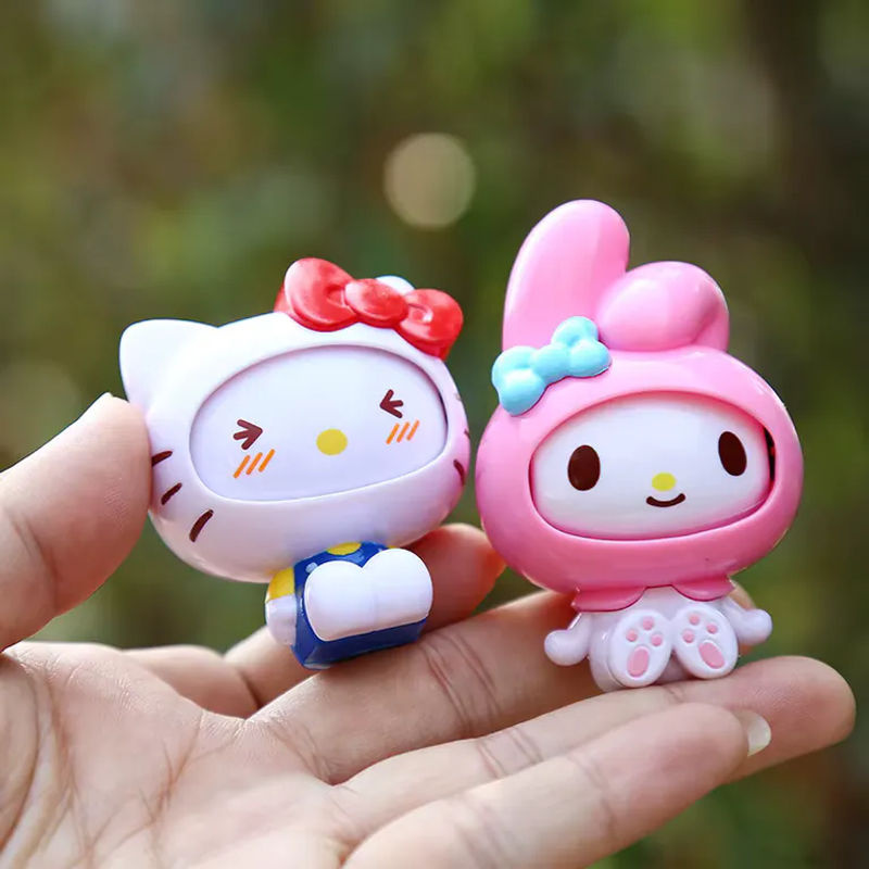 Sanrio KT-Serie Blindbox Spielzeugfigur mit wechselbarem Gesicht, mehrfarbiges Kawaii-Tierornament aus Kunststoff zur Tisch- und Autodekoration - Bild 3