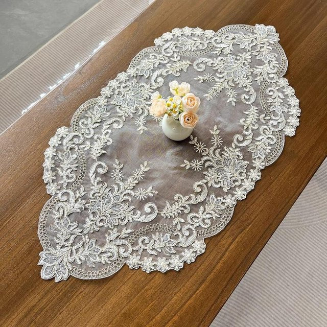Yiran Furniture Luxus Vintage Tischdecke Oval mit floraler Spitze B/H: 35 x 83 cm - Bild 1
