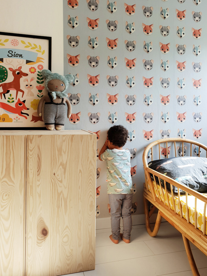 Studio Ditte Tapete Forest Animals in Ice Blue, Vlies-Tapete mit Naturmotiven für Kinderzimmer - Bild 1