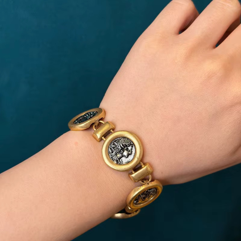 Icareu Porträt-Armband, Messing, Gold, Damen, Vintage - Bild 2