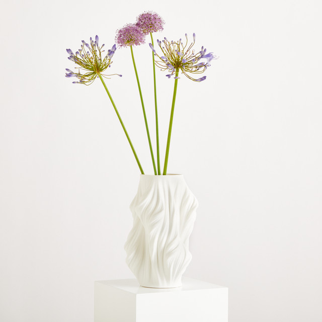 Moderne Keramikvase in Weiß mit 3D-Druck-Design von BLUME2000, Höhe: 28,0 cm, Breite: 18,0 cm, Tiefe: 1,0 cm - Bild 1