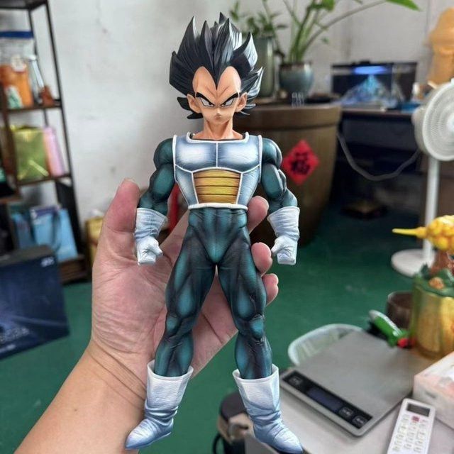 Bandai Dragon Ball Z Anime Figur Majin Vegeta Super Saiyajin Statue aus PVC, Höhe: 28 cm - Bild 1