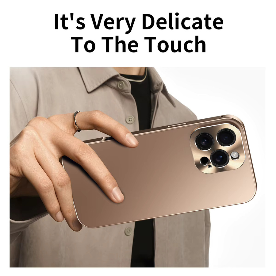 dcoud Stoßfeste Handyhülle mit Metallrahmen aus Aluminium und CD-Muster für iPhone 16 und iPhone 15 Pro Max in Titanium Color - Bild 3