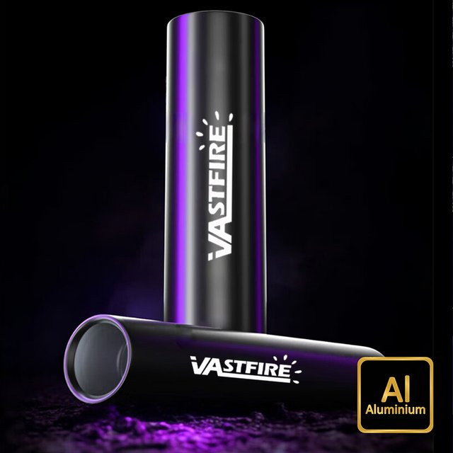 VASTFIRE UV-Schwarzlicht-Taschenlampe 365 nm, wiederaufladbare lila UV-Taschenlampe zum Detektieren von Flecken - Bild 1