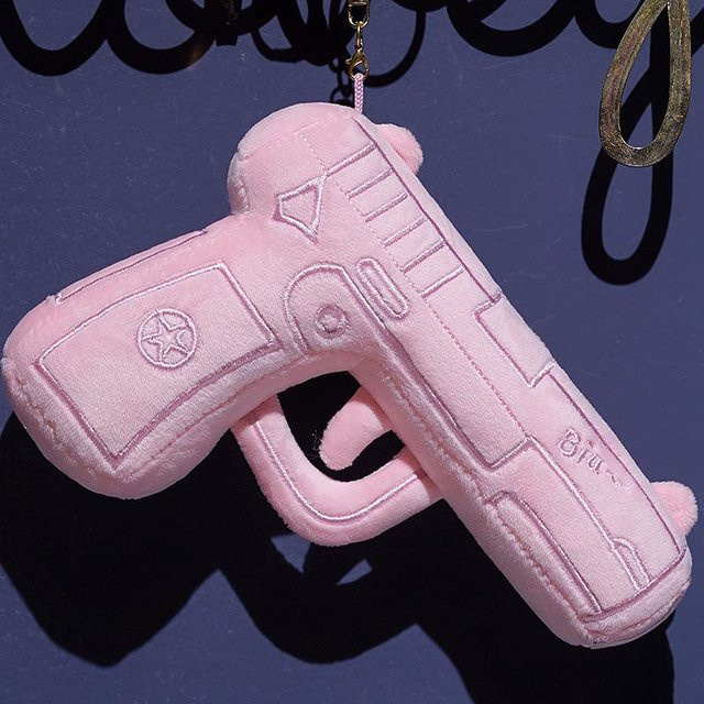Yiran toy Mini-Pistole, Stofftier, Rosa / Pink - Bild 1