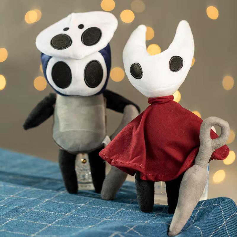 Molutian Hollow Knight Hornet Plüschtier Kuscheltier als Spielfigur - Bild 4