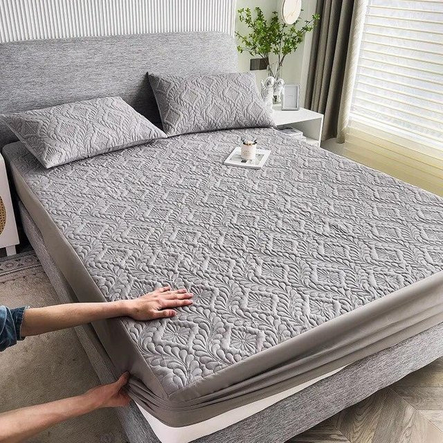 Wasserdichtes Spannbettlaken aus Baumwolle von Your Warm Home in Grau, atmungsaktiv und antibakteriell, B/T/H: 90 x 200 x 30 cm - Bild 1
