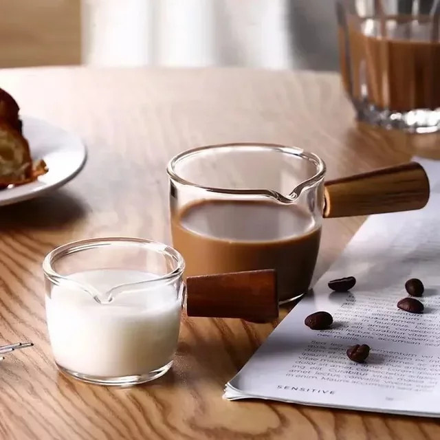 Glas Messbecher mit Holzgriff in Transparent für Milch und Kaffee - Bild 1