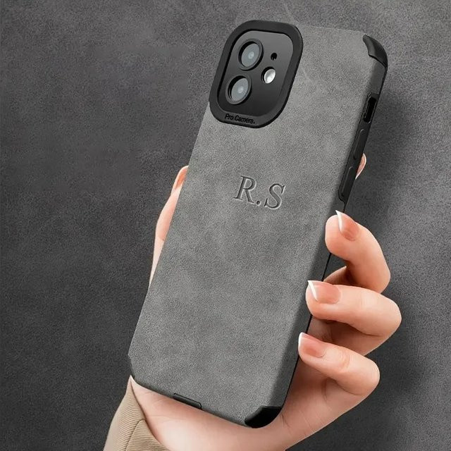 Personalisierte Lammleder-Schutzhülle von YLUOYI für iPhone 16, 15, 14, 13, 12 Pro Max in Schwarz oder Grau - Bild 1