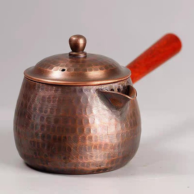 Yiran Furniture Handgefertigter Kupfer Teebecher mit Sieb und Griff in Braun, Retro Hammerstruktur, Outdoor Teegeschirr, Volumen: 400 ml, 600 ml, 900 ml - Bild 1